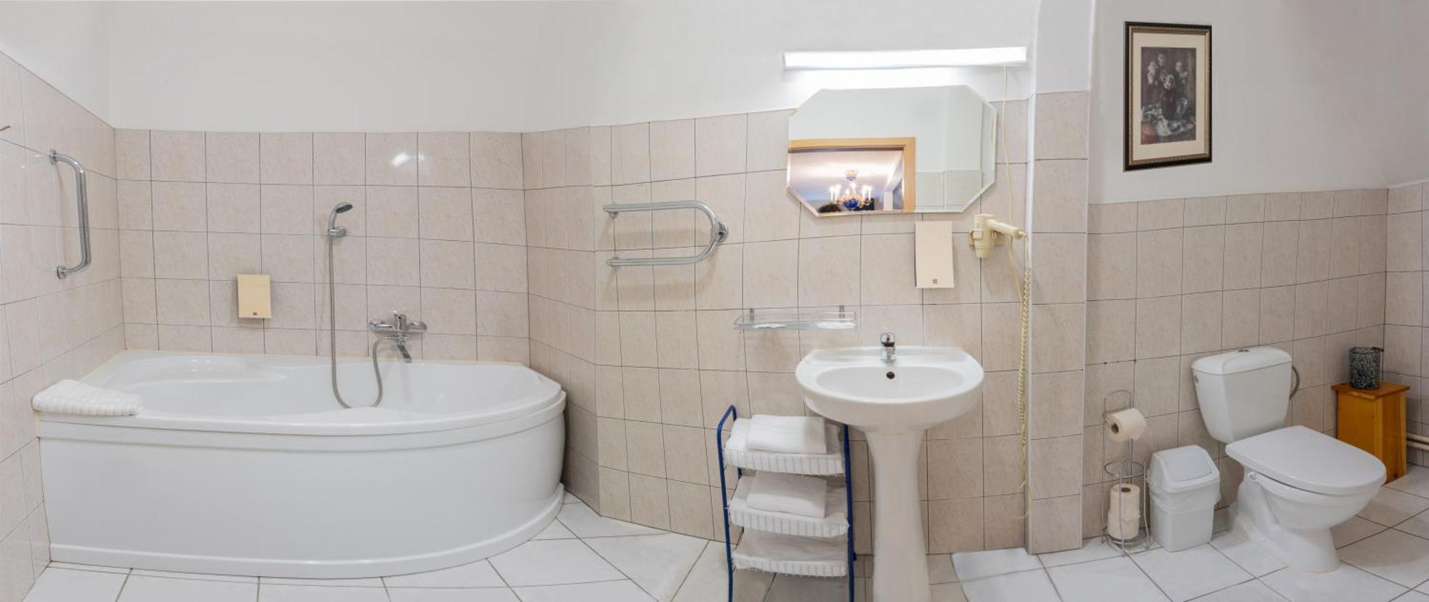 Park Hotel Bruzis スミルテネ エクステリア 写真